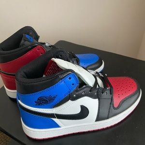 Retro Jordan 1 - Top 3 women size 7